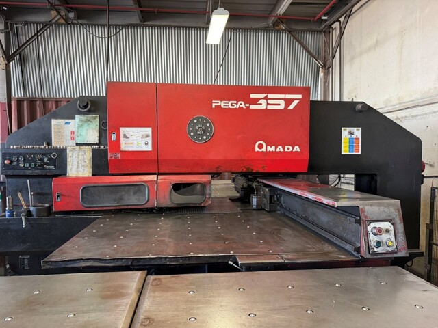 33 Ton, Amada #Pega-357, CNC turret punch, 58 station, 4 automatic index, 50" x70" sheet, Fanuc 04PC, ball - Image 3