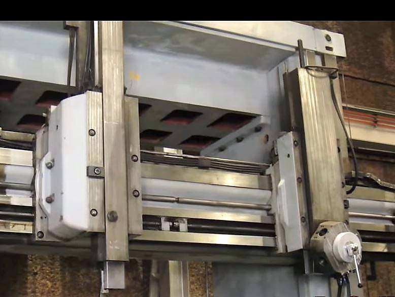 118" Summit #SC3200, vertical boring mill, 129" swg, 90.5"UR, 1-92 RPM,L/R ram,Shut Height, 65 HP, 1980 - Image 3