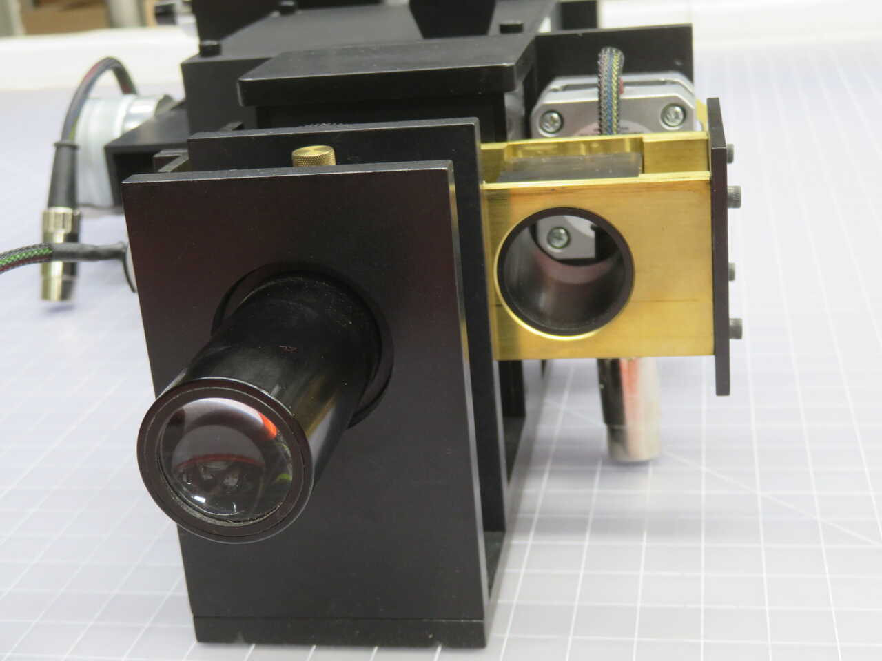 ISS #90021, Photon Counting Spectrofluorimeter - Image 8