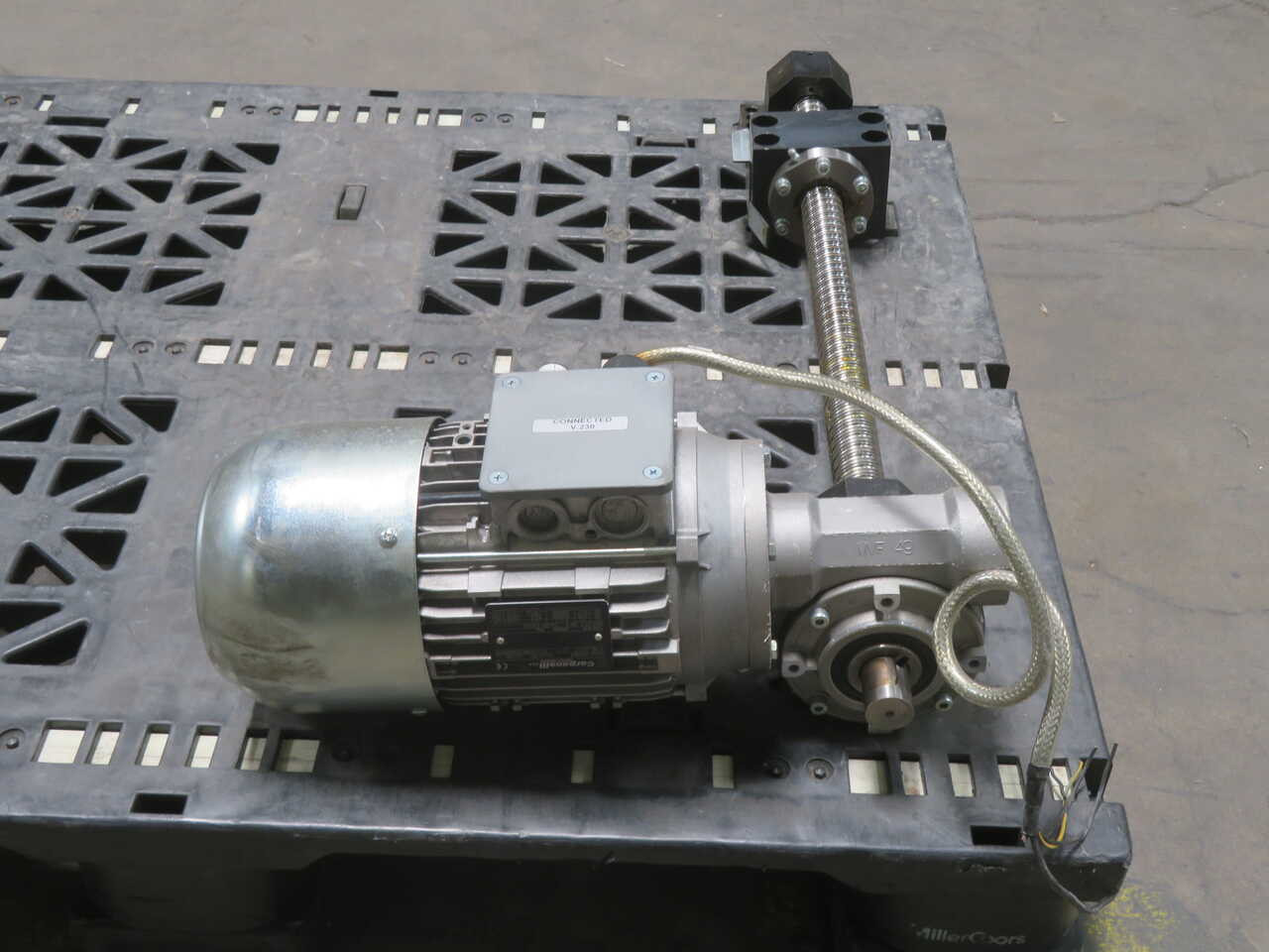 Carpanelli #MA80B4, Motorized Worm Gear Jack System, VF49, P80B14 - Image 4