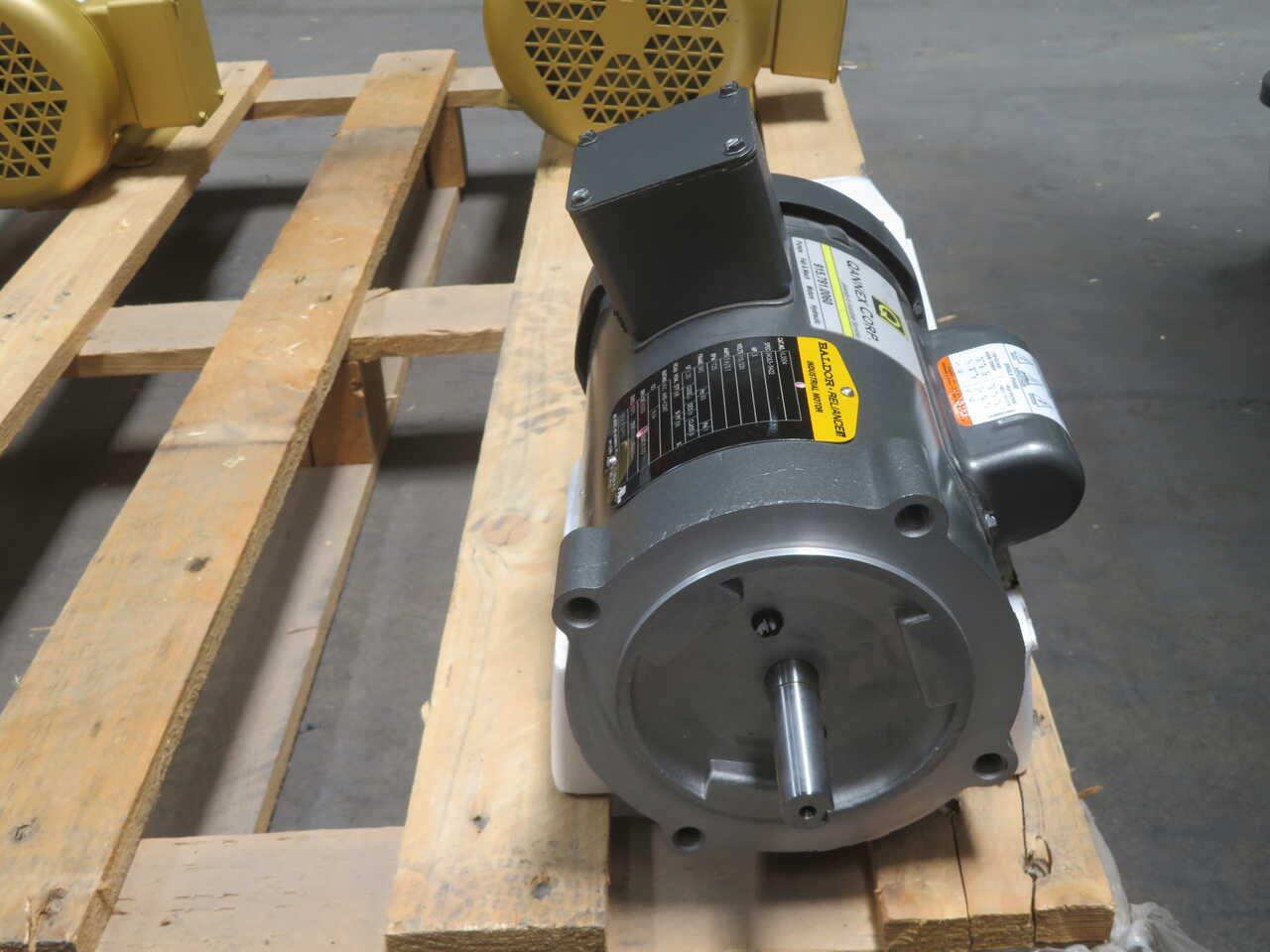 1/2 HP 1725 RPM Baldor #VL3504, Frame 56C, 1 phase, TEFC, C-Face Motor, 60 Hz. - Image 1