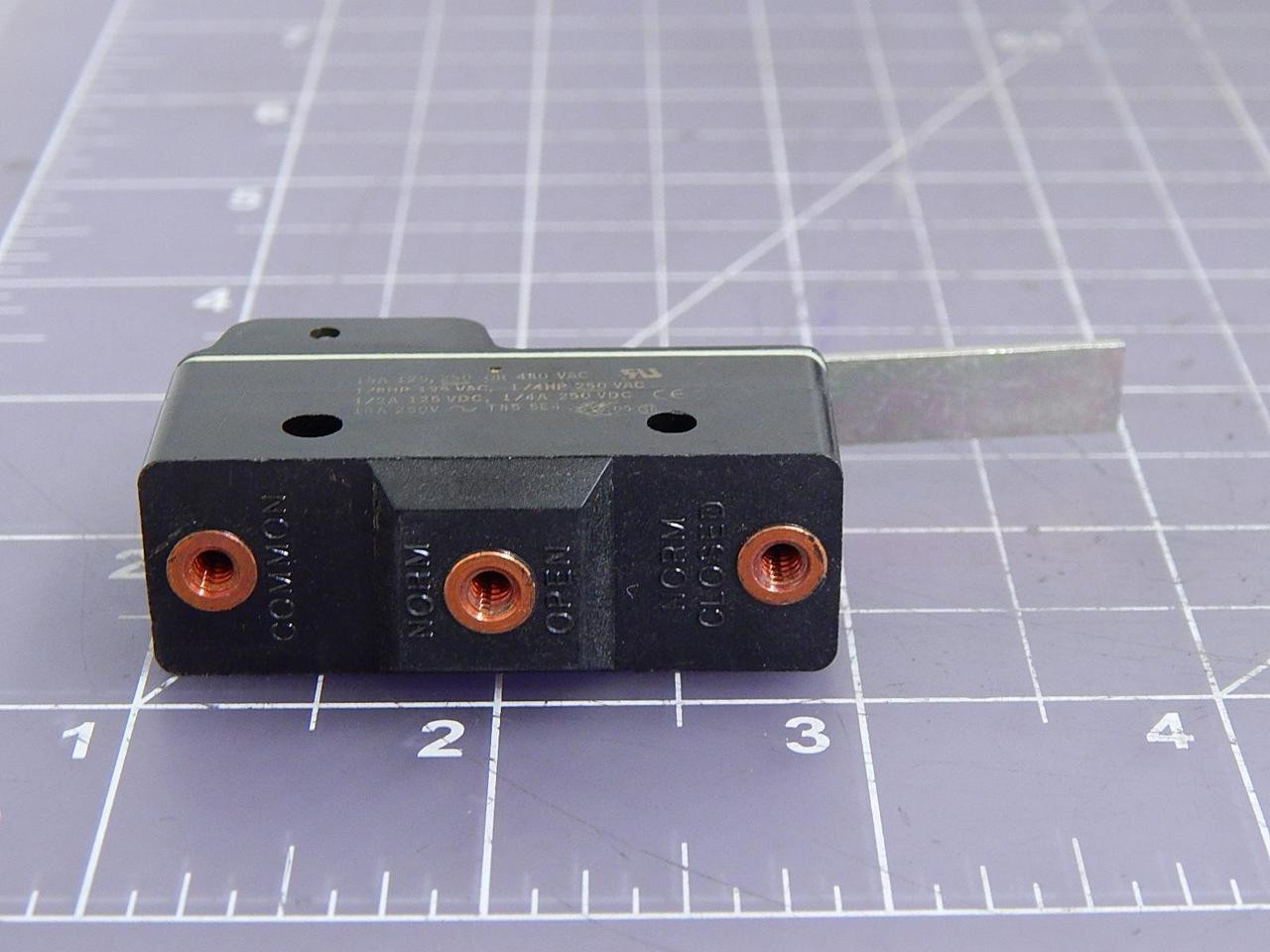 Micro Switch #BZ-2RW85564T-S, Basic Snap Action Switches, 15 Amp, 125/250/480 Volts AC, LOT of 100 - Image 5