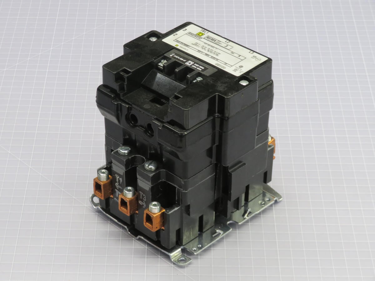 90 Amp, Square D #8502SE02, NEMA Size 3 Contactor, 3 Pole, 24 Volts AC Coil - Image 1