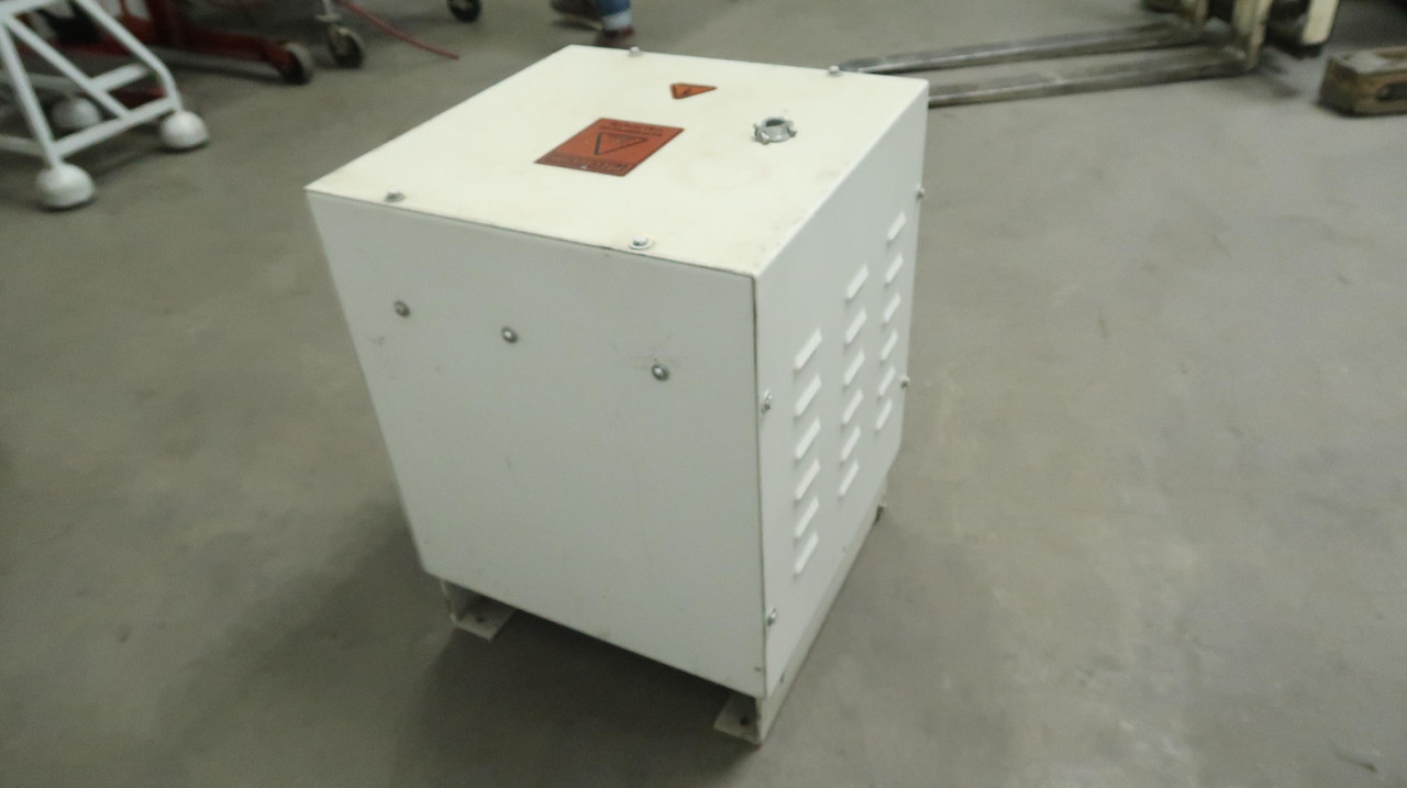 27 KVA 480 Primary, 400 Secondary, Michael Riedel #DRIVE-25000, Power Transformer, 3 Phase - Image 2