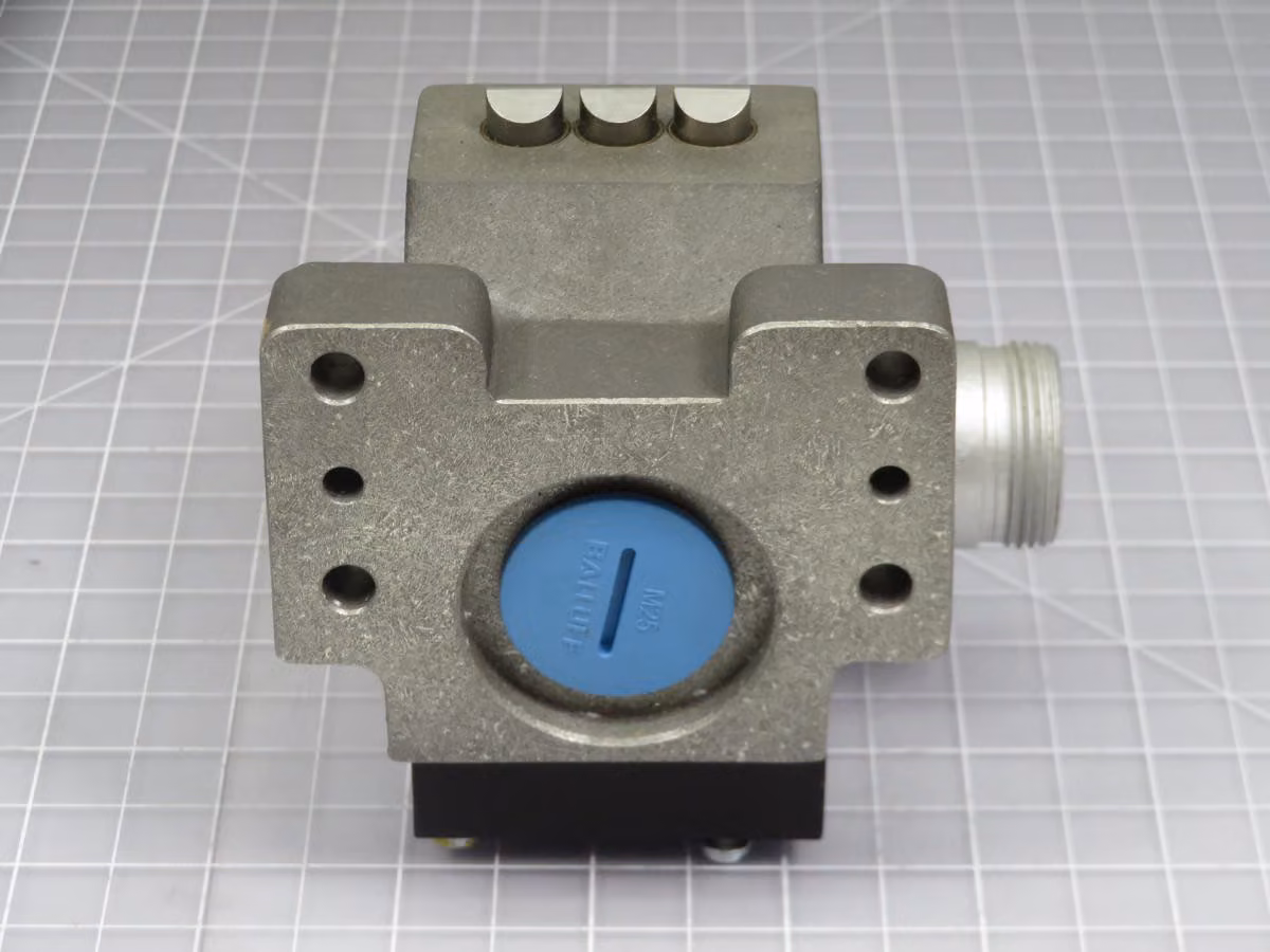 Balluff #819-B03-D12-72-10-FD, mechanical position limit - Image 4