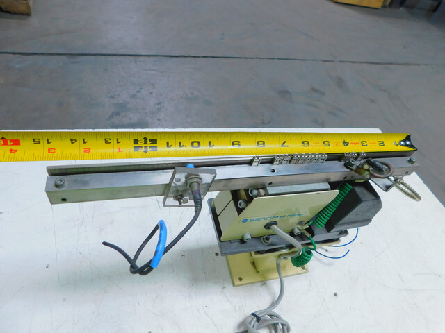 Sanki, Piezo In-Line Parts Feeder, 240 V., 1 Ph. - Image 3