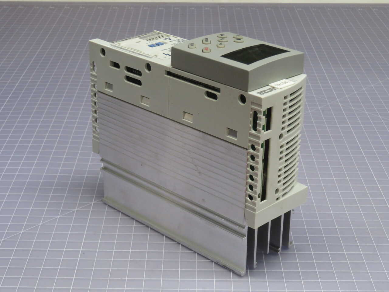 1 HP Lenze #E82EV751_2B, 8200 Vector Frequency Inverter, 0.75 KW, 240 Volts - Image 4