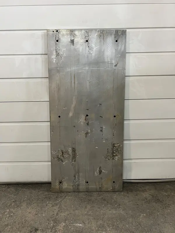43-1/2" x 20" aluminum layout table (2 available) - Image 2