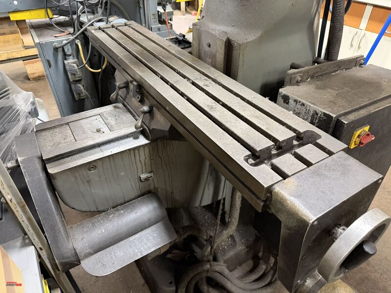 Bridgeport, CNC Vertical Mill, 9" x 48" table, 3 HP, 60-4200 RPM spindle, power chuck, Anilam Series 1100 - Image 3