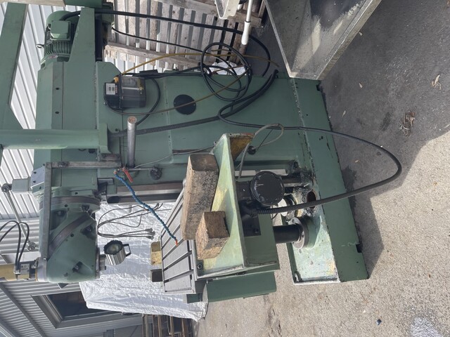 Universal milling machine, vertical mill, 18" x 48.5" table, 37" X, 26" Y, 13" Z, #40 taper, digital read - Image 4