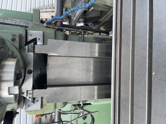 Universal milling machine, vertical mill, 18" x 48.5" table, 37" X, 26" Y, 13" Z, #40 taper, digital read - Image 6