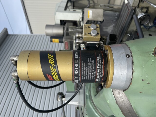 Universal milling machine, vertical mill, 18" x 48.5" table, 37" X, 26" Y, 13" Z, #40 taper, digital read - Image 9