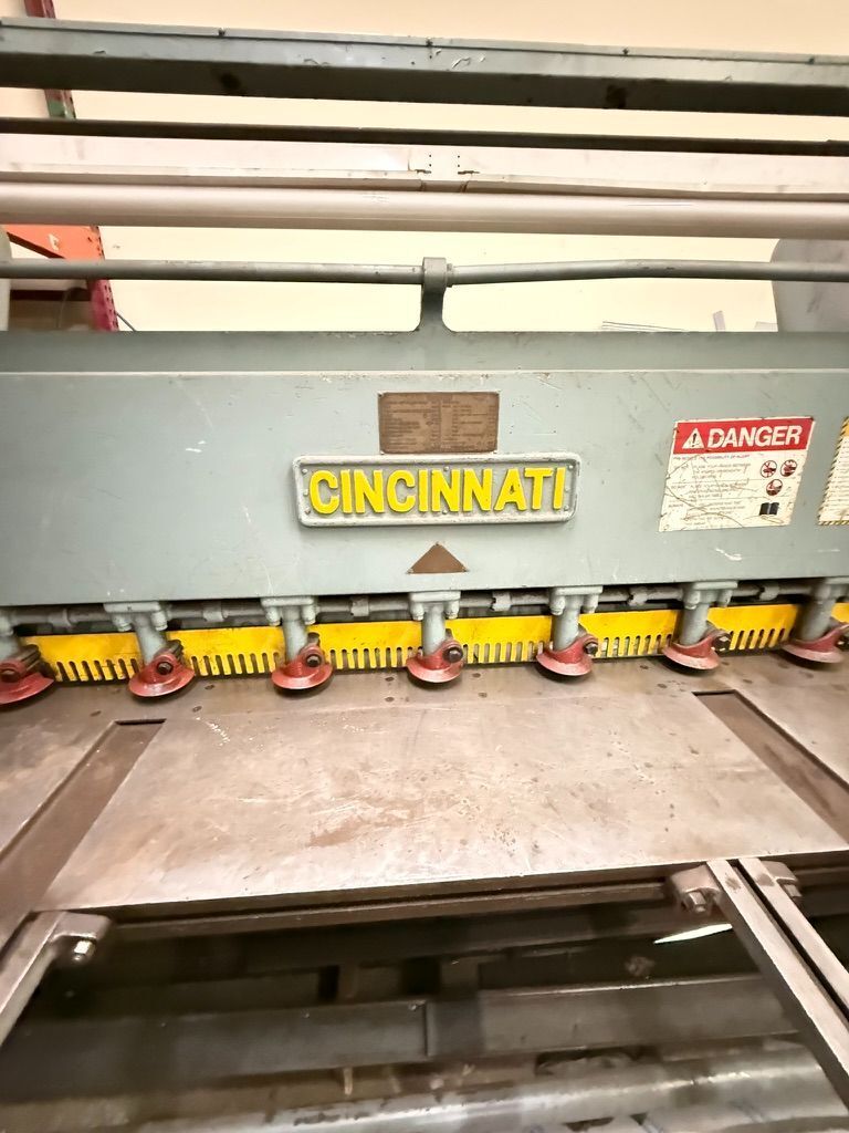10 gauge x 10' Cincinnati, Mechanical Power Squaring Shear, 3/16" aluminum capacity, 36" back gauge travel - Image 8
