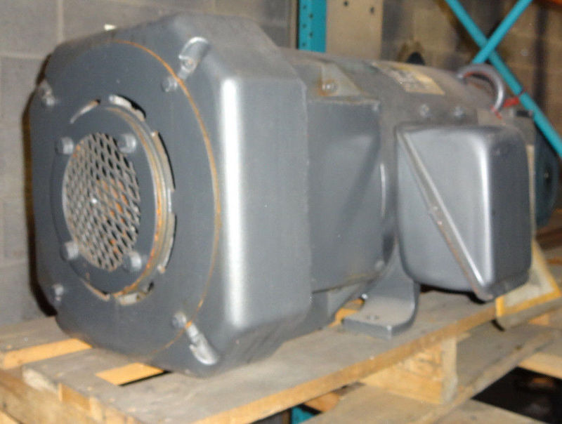 25 HP 1750/2300 RPM Baldor, Frame 328AT, TEFC, 500 VA, 300 VF - Image 2