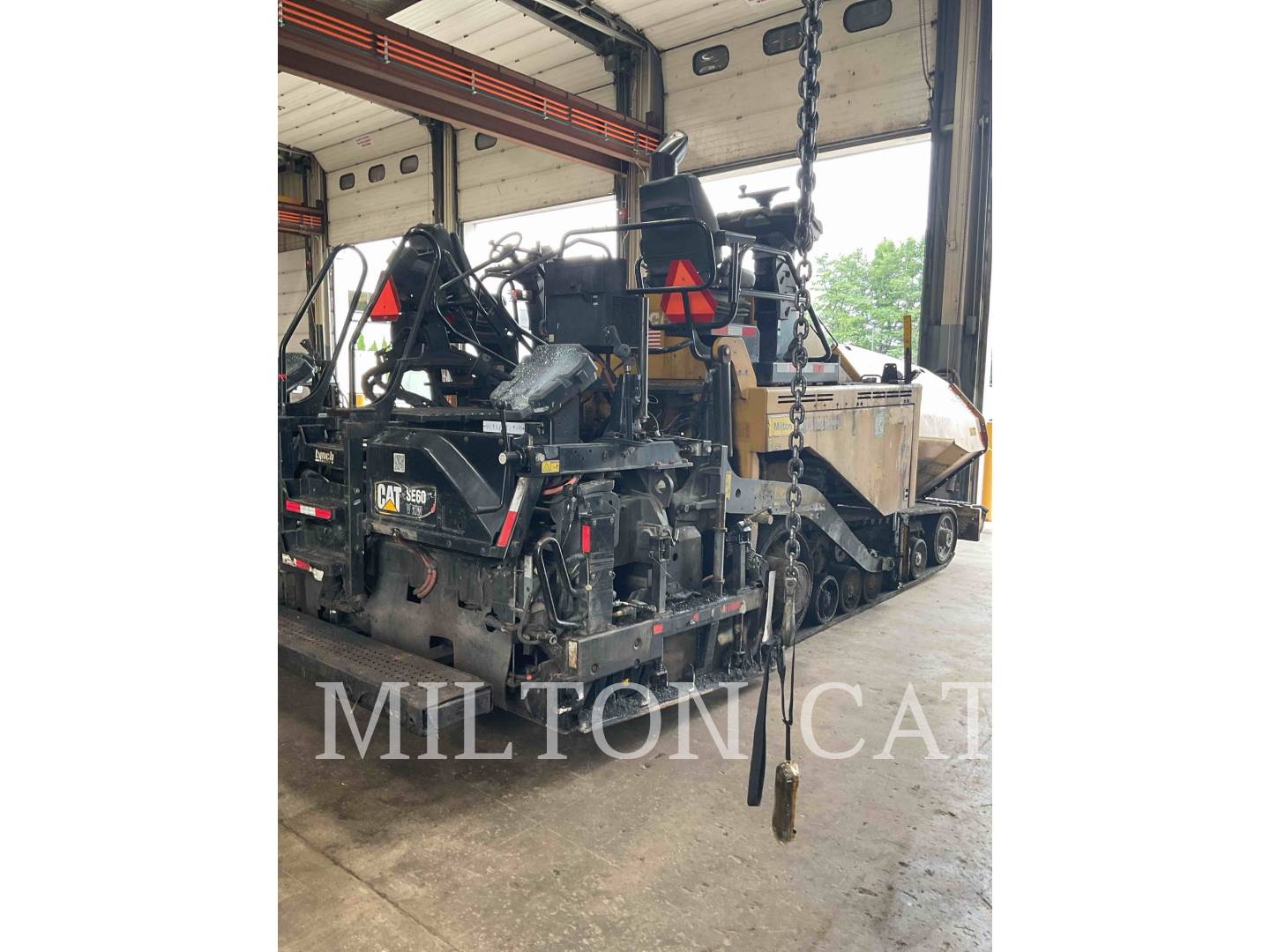 Caterpillar AP1055F, Asphalt Paver, 4767 hours, S/N: TJ501143, 2019 - Image 3