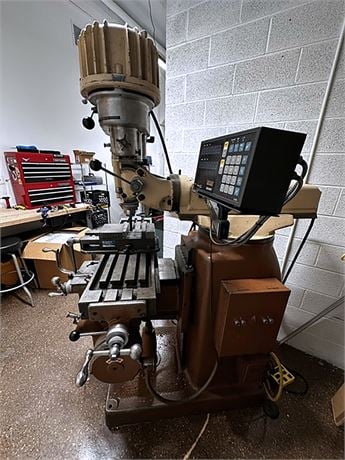 Tree #2UVR, vertical mill, 10.5" x42" tbl., 25" X, 11" Y, 17.5" Z, 1.5 HP, 60-3300 RPM, digital read out, 1965 - Image 3