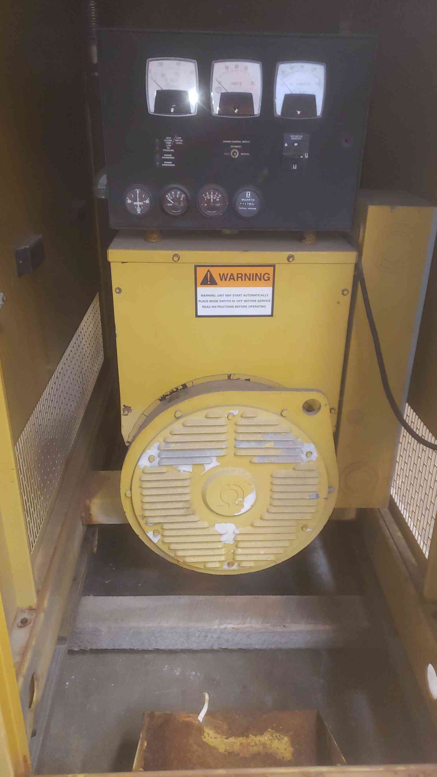 35 KW Kato light #N35FPG4, NG/LP generator set, 120/208 Volts, 1 & 3 phase, 43.75 KVA, 4.3L engine, 163 hours - Image 2