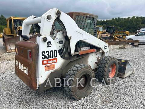 Bobcat S300, Skid Steer Loader, 3342 hours, S/N: A5GP36566, 2010 - Image 3