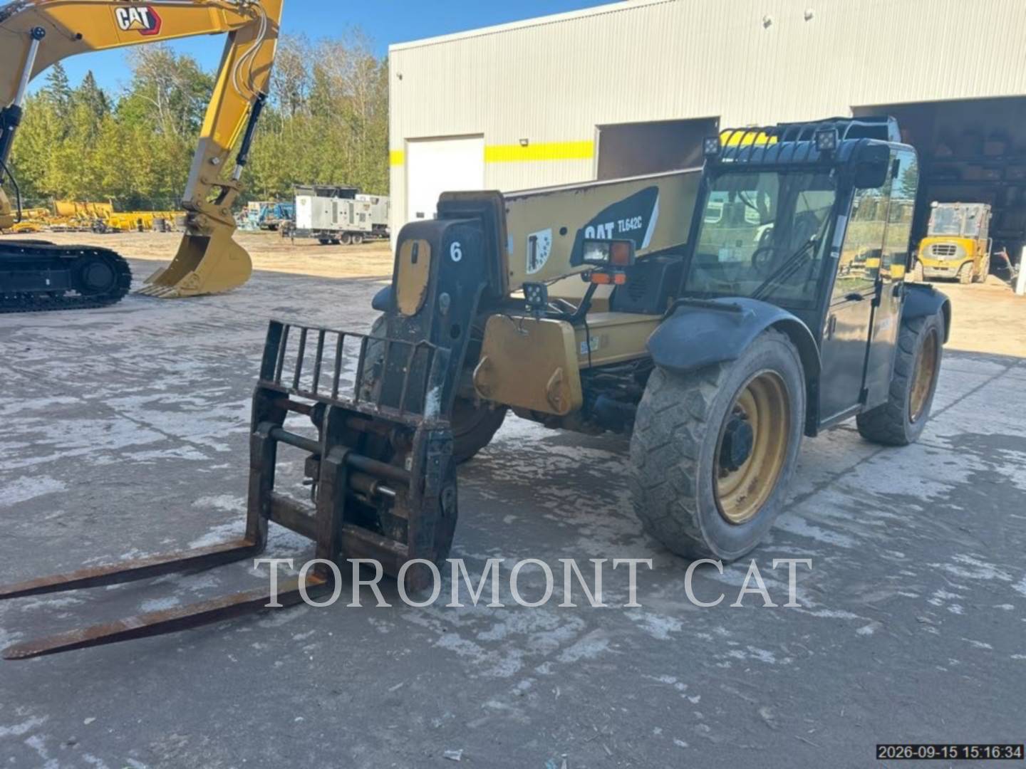 Cat TL642C, Telehandler, 7238 hours, S/N: THG00513, 2013 - Image 1