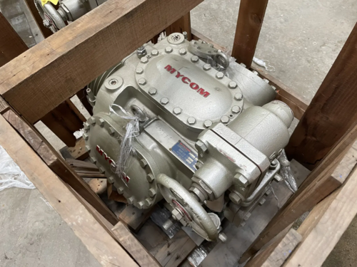 Mycom #F6C, bare 6-cylinder reciprocating compressor - Image 1