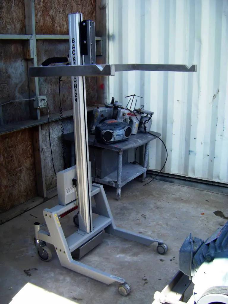 Back Tech, battery-powered lift - Image 3