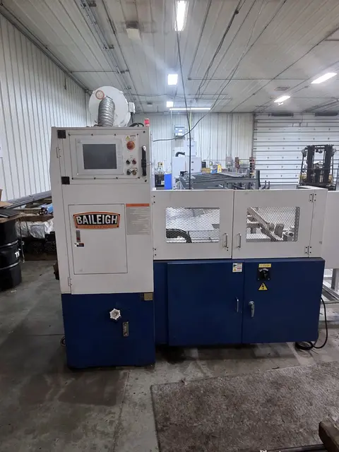2.75" Baileigh #CS-70NC, automatic cold saw, 11" blade, 2.36" square capacity, 10 HP, 220 V., CNC, 2008 - Image 2
