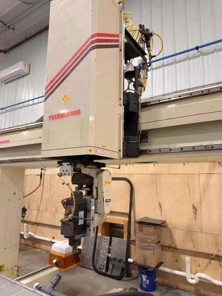 Thermwood #C-67, 5-axis CNC router, 10' x 5' table, 124" X, 62" Y, 36" Z, 7.5 HP, 3000-18000 RPM, ISO 30, 2004 - Image 2