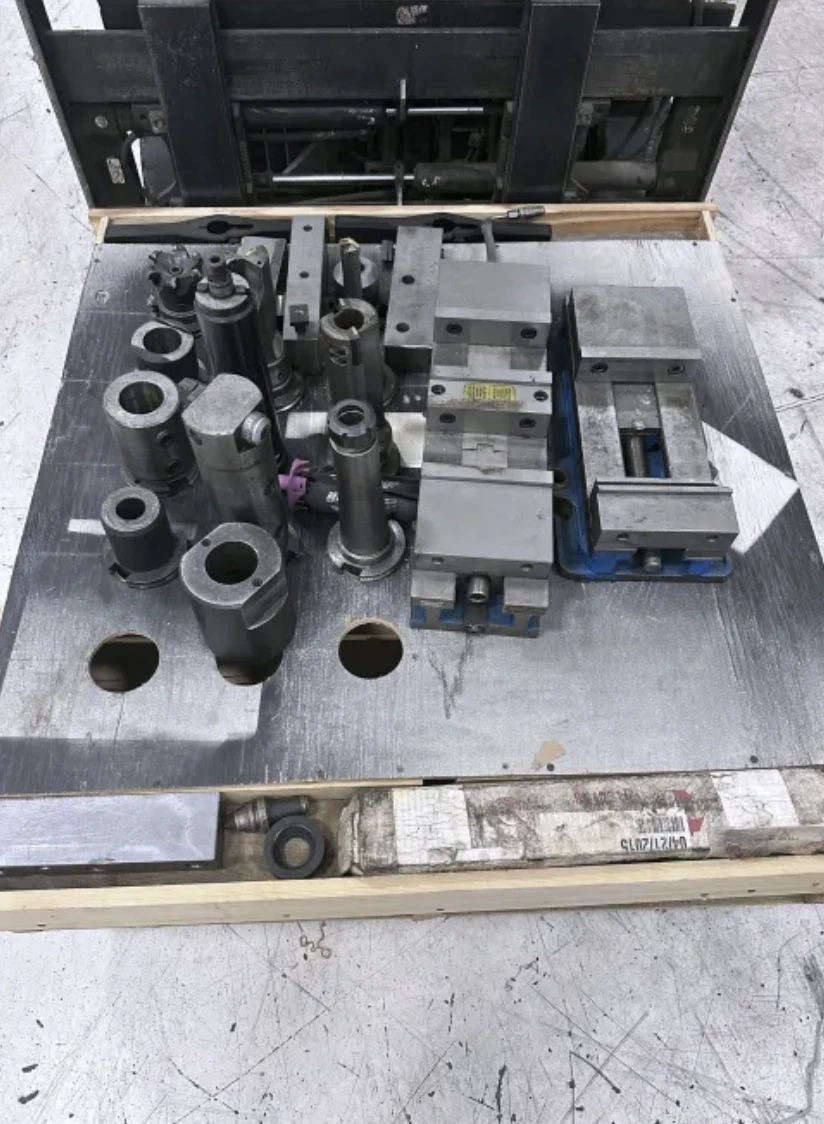 Haas #VF-7/50, CNC Vertical Machining Center, 84" X, 32" Y, 30" Z, 84" x 28" table, 30 HP, 7500 RPM, 30 - Image 7