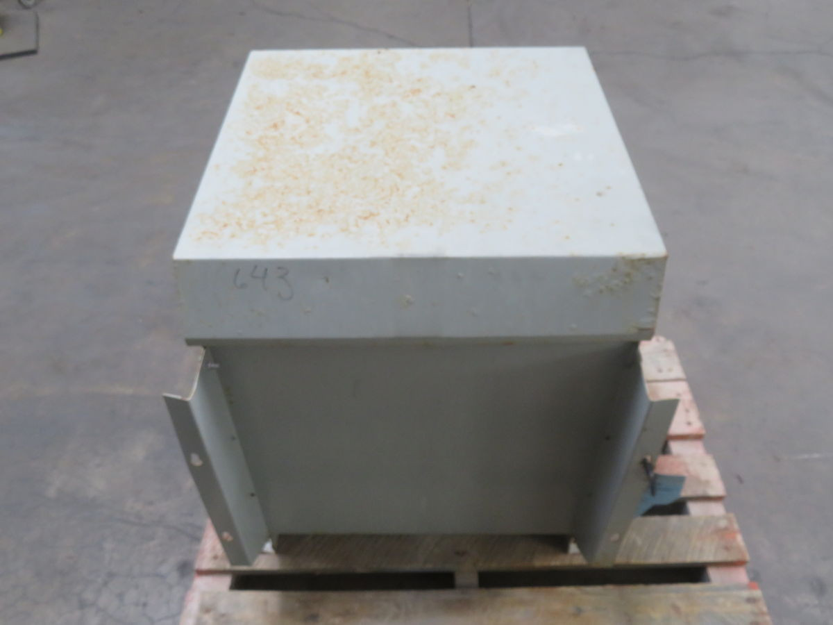 20 KVA 460 Primary, 460Y/266 Secondary, Allen-Bradley #1321-3TW020-BB, Dry Type Drive Isolation Transformer - Image 3