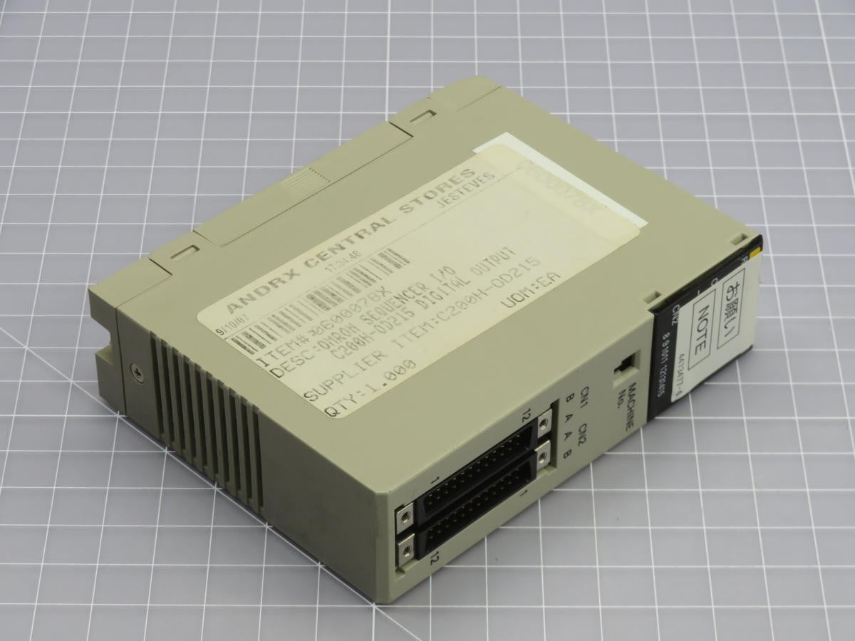 Omron #C200H-OD215, Transistor Output Module (2 available) - Image 1