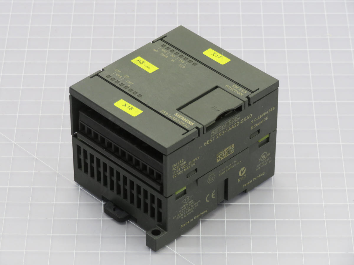 Siemens #6ES7-253-1AA22-0XA0, Analog Input Module - Image 1