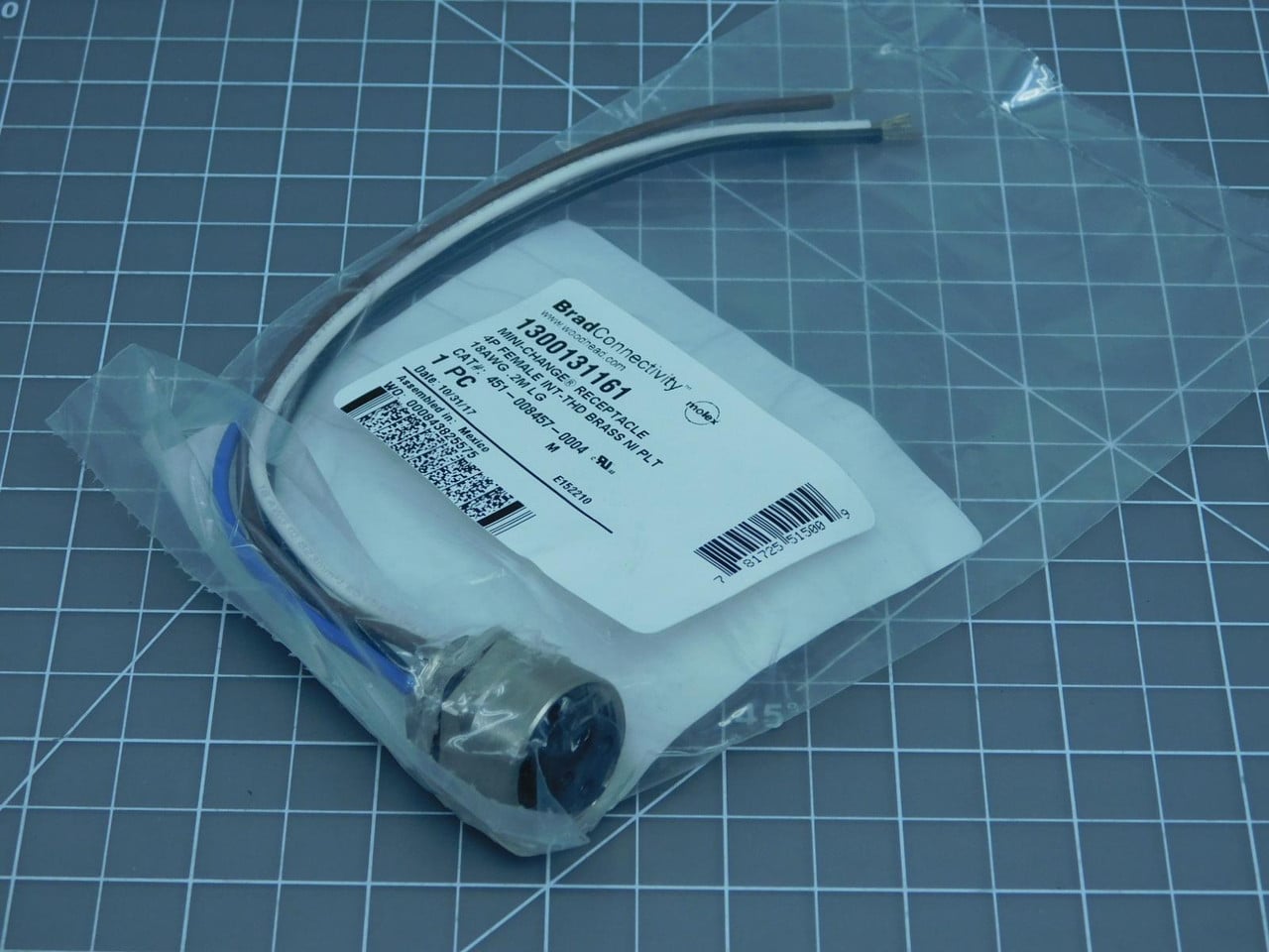Molex #1300131161, Brad Connectivity Mini-Change Receptacle 4P Female Int-Thd Bra, LOT of 120 - Image 1