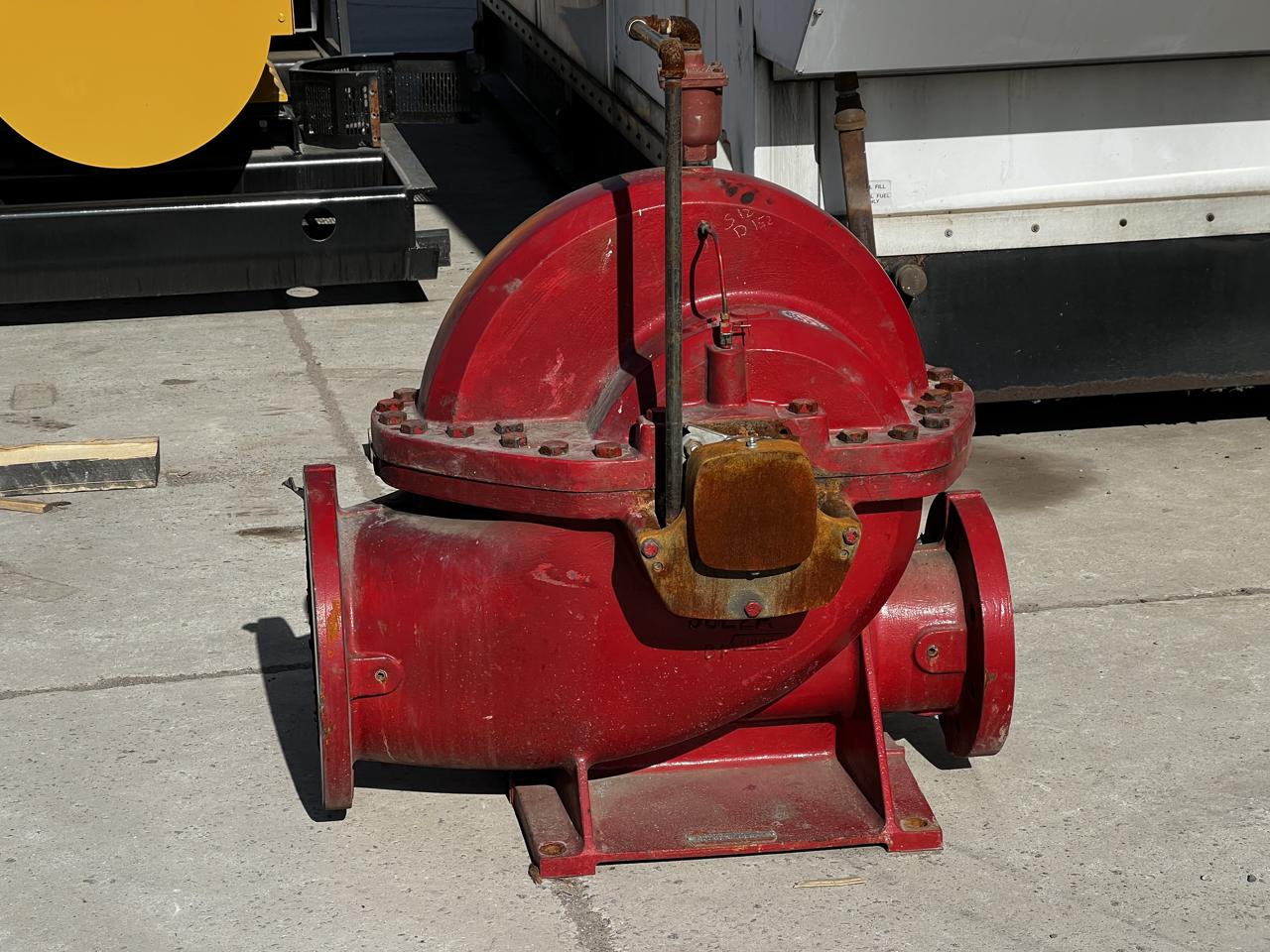 Fairbanks Morse #102.000-102.100, 12" water pump, 300 hours, 1992 - Image 1
