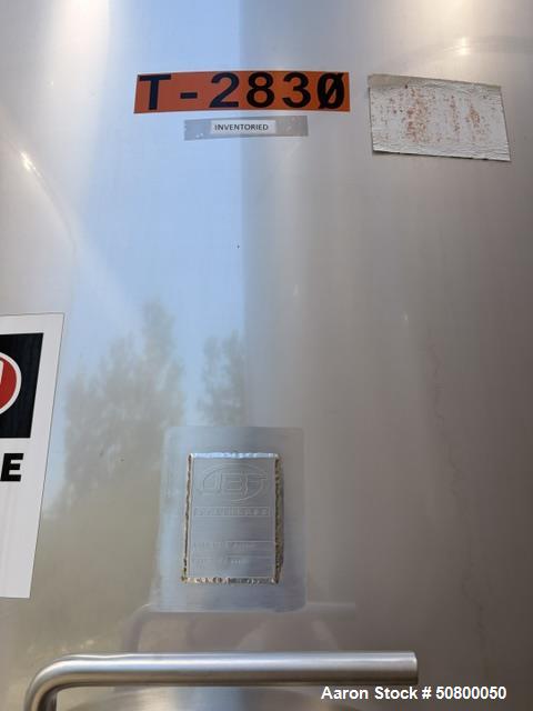 10,380 gallon JBF, Vertical Storage Tank, 304 Stainless Steel, food grade, 132" ID x 176-1/2" straight side - Image 2
