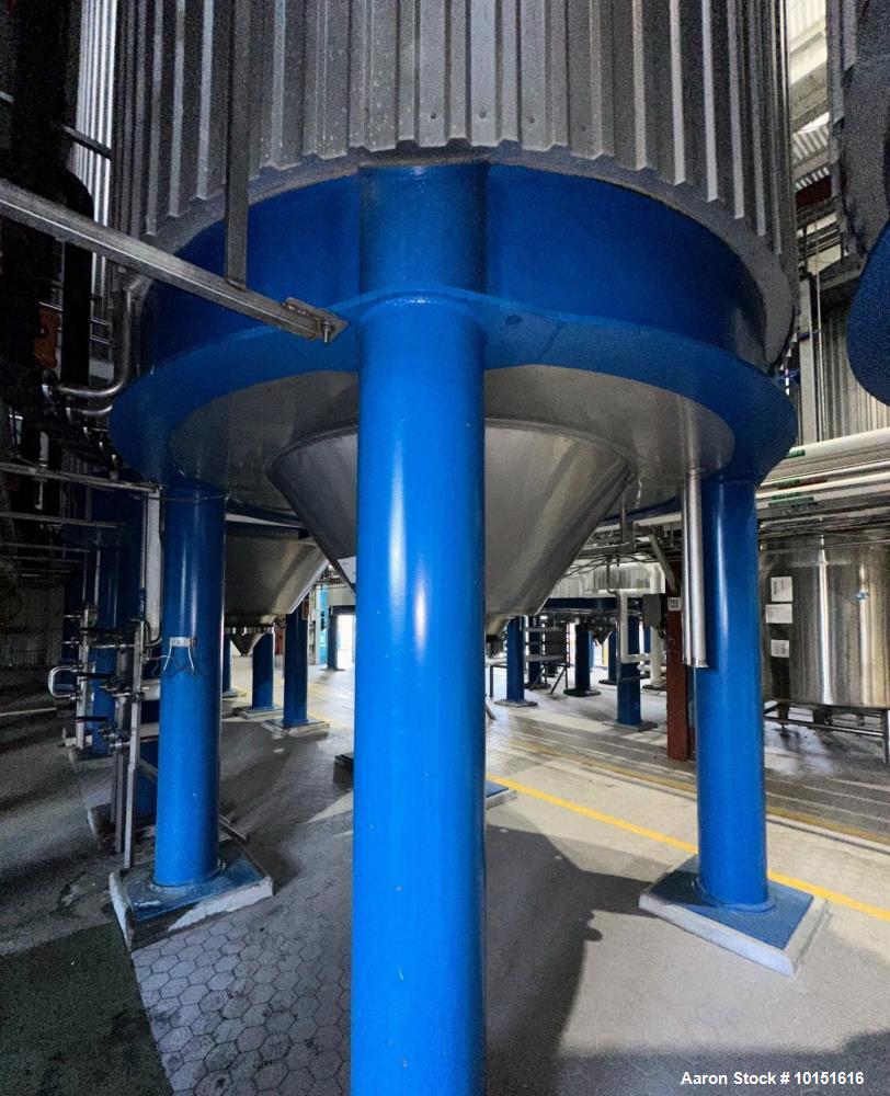 300 BBL Ziemann Bauer, Fermentation Tank, 304 Stainless Steel, 10' 2" diameter x 30' H, cone bottom, glycol - Image 5
