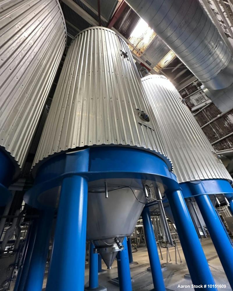 9,300 gallon Ziemann Bauer, 300 BBL Fermenter, 304 Stainless Steel, 10' 2" diameter x 30' H, cone bottom - Image 2