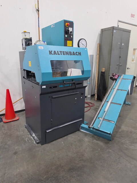 17.72" Kaltenbach #SKL-450E, Cold Saw, 6.3" round capacity, 5.7" square capacity, 3.7/4.7 kW, 2012 - Image 3