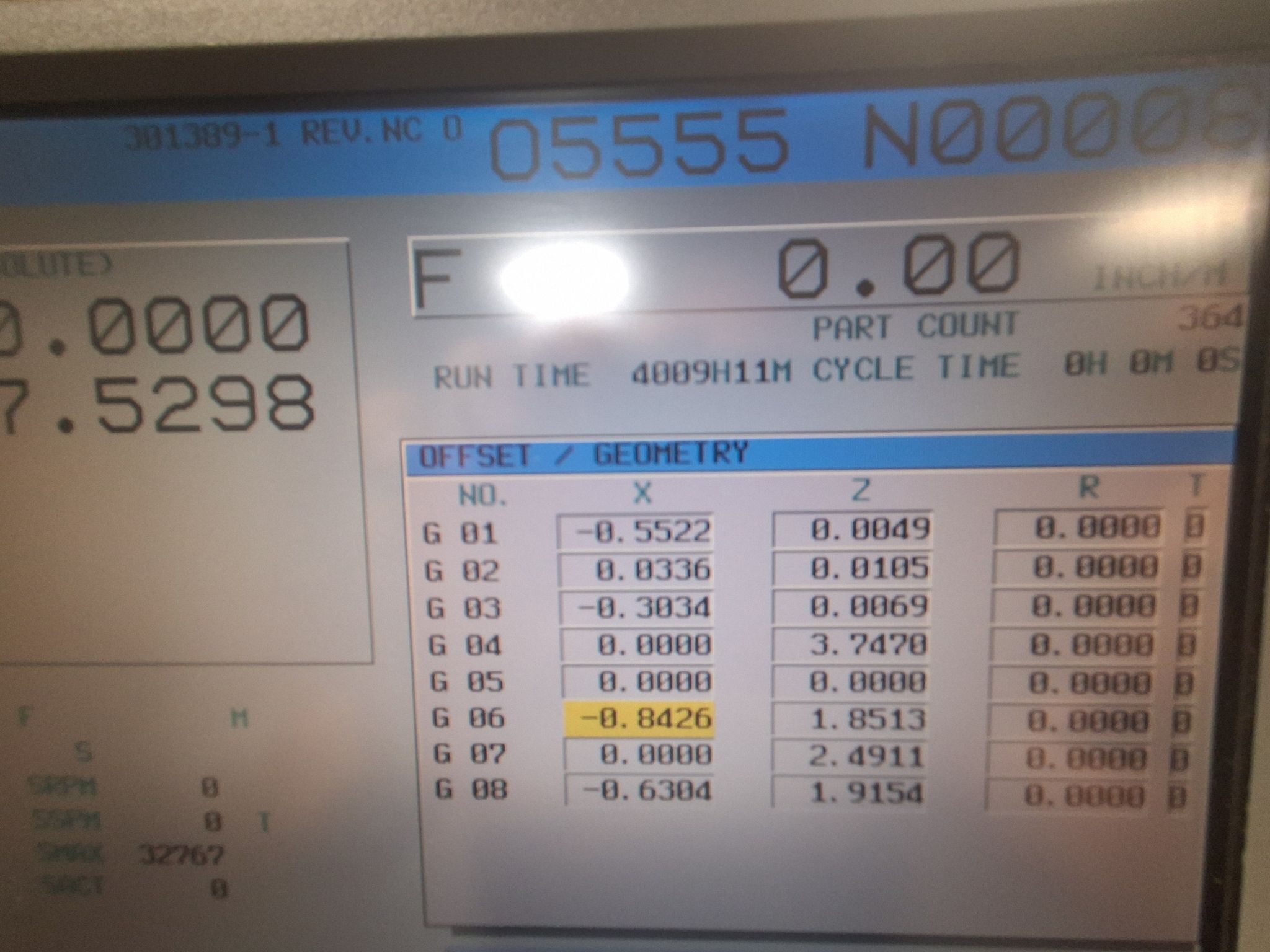 Daewoo Doosan #Puma-240L, CNC Lathe, 22.4" swing, 16.5" diameter x 25.5" length, 10" chuck, 30 HP, 3500 RPM - Image 8