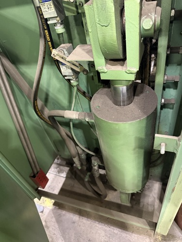 1/4" x 12' Betenbender #12-1/4, hydraulic power shear, 13 SPM, 21 hold downs, 35" squaring arm, 15 HP - Image 6