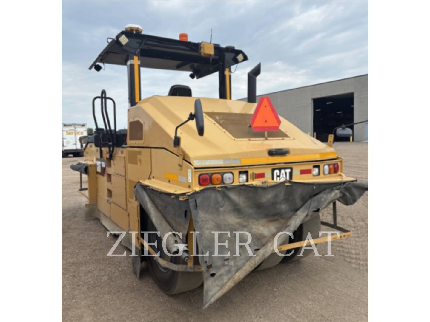 Caterpillar CW34, Pneumatic Tired Compactor, 7335 hours, S/N: AL300147, 2016 - Image 4