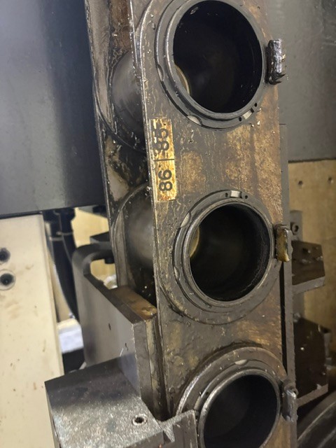 Niigata #HN80D, Fanuc 30i-A Control, 4-Axis, 60.3" X, 48.4" Y, 40.1" Z, 6000 RPM, 88 automatic tool changer - Image 3