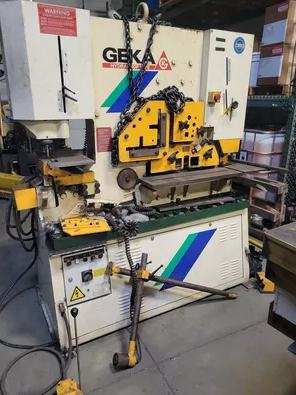 6 .5" x 6.5" x .5" Geka #HYD-110, ironworker, 110 Ton, 24" x 1/2" flat shear, 2" bar shear, 1.57" thru 7/8" - Image 2