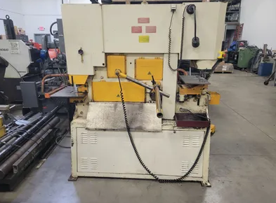 6 .5" x 6.5" x .5" Geka #HYD-110, ironworker, 110 Ton, 24" x 1/2" flat shear, 2" bar shear, 1.57" thru 7/8" - Image 4