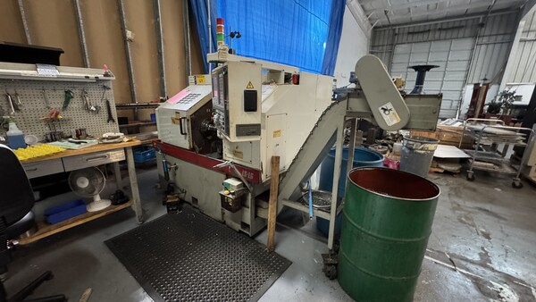 Okuma #ES-L6, CNC turning center, 17.7" swing, 11.81" swing over cross slide, 11" centers, 2.36" bore, 2" - Image 4