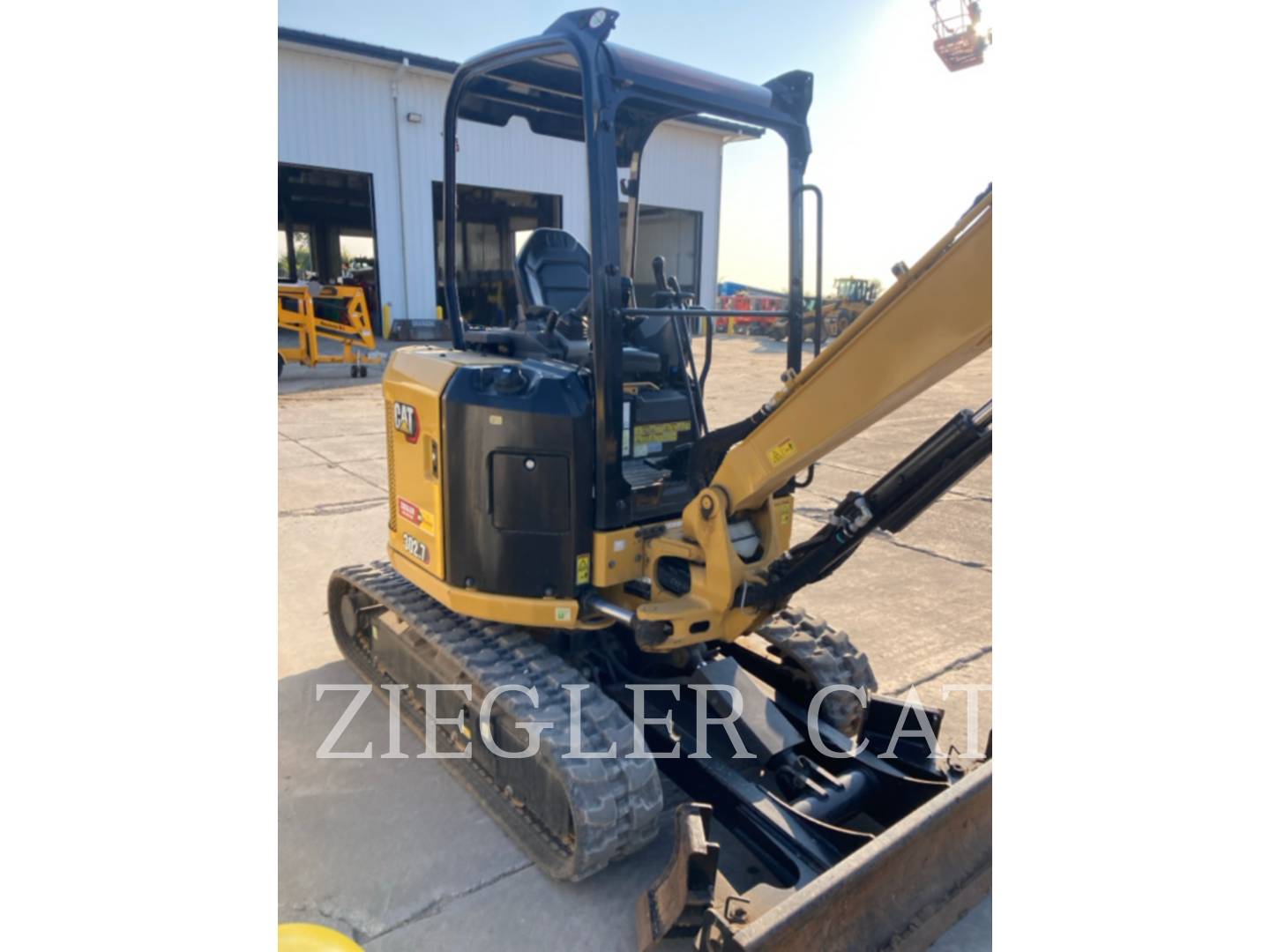 Caterpillar 302.7, Excavator, 515 hours, S/N: CZ601489, 2022 - Image 2