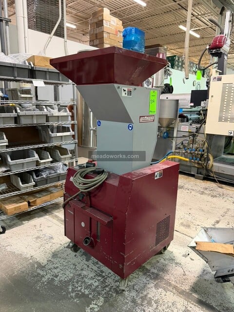 Wittmann, Granulator, 3 HP, 260 RPM rotor, CMB control station, on casters, 230 V., 3 Ph., 2008 - Image 1