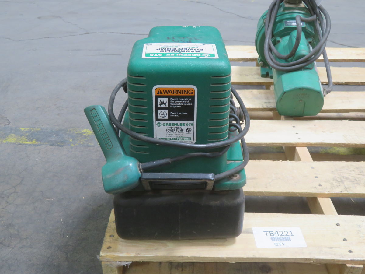 Greenlee #975, Electric Hydraulic Pump, 120V AC, 10,000 psi, pump only - Image 3