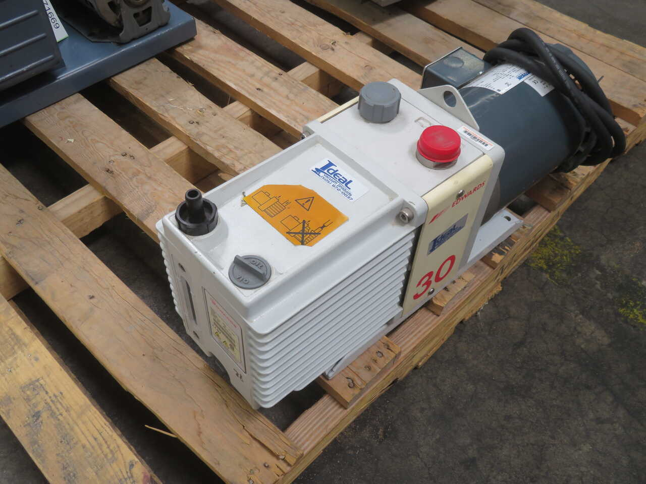 Edwards #E2M30, Rotary Vane Pump - Image 1