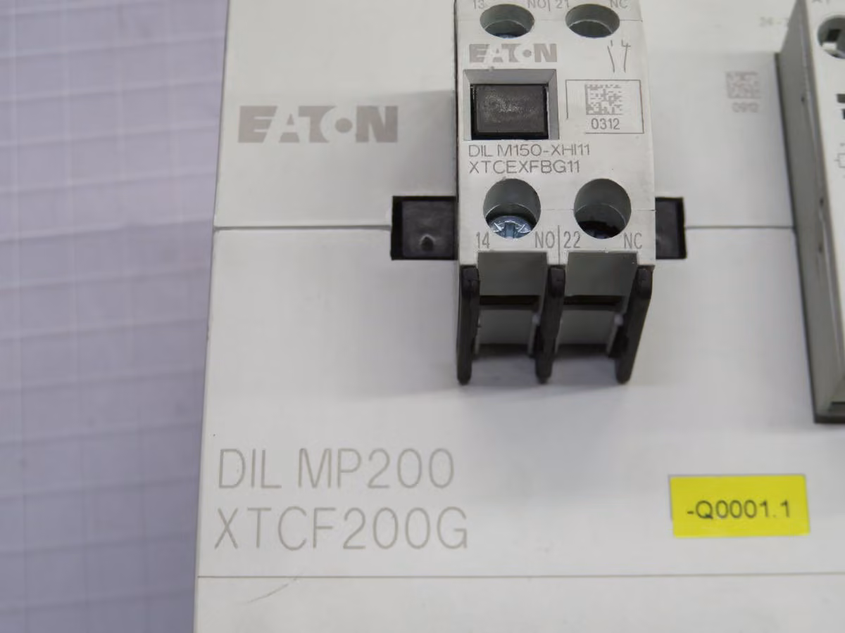 200 Amp, Eaton #DILMP200, Contactor, 4 Pole, 200A AC-3/400V, 250A AC-1/690V, 1000V - Image 4