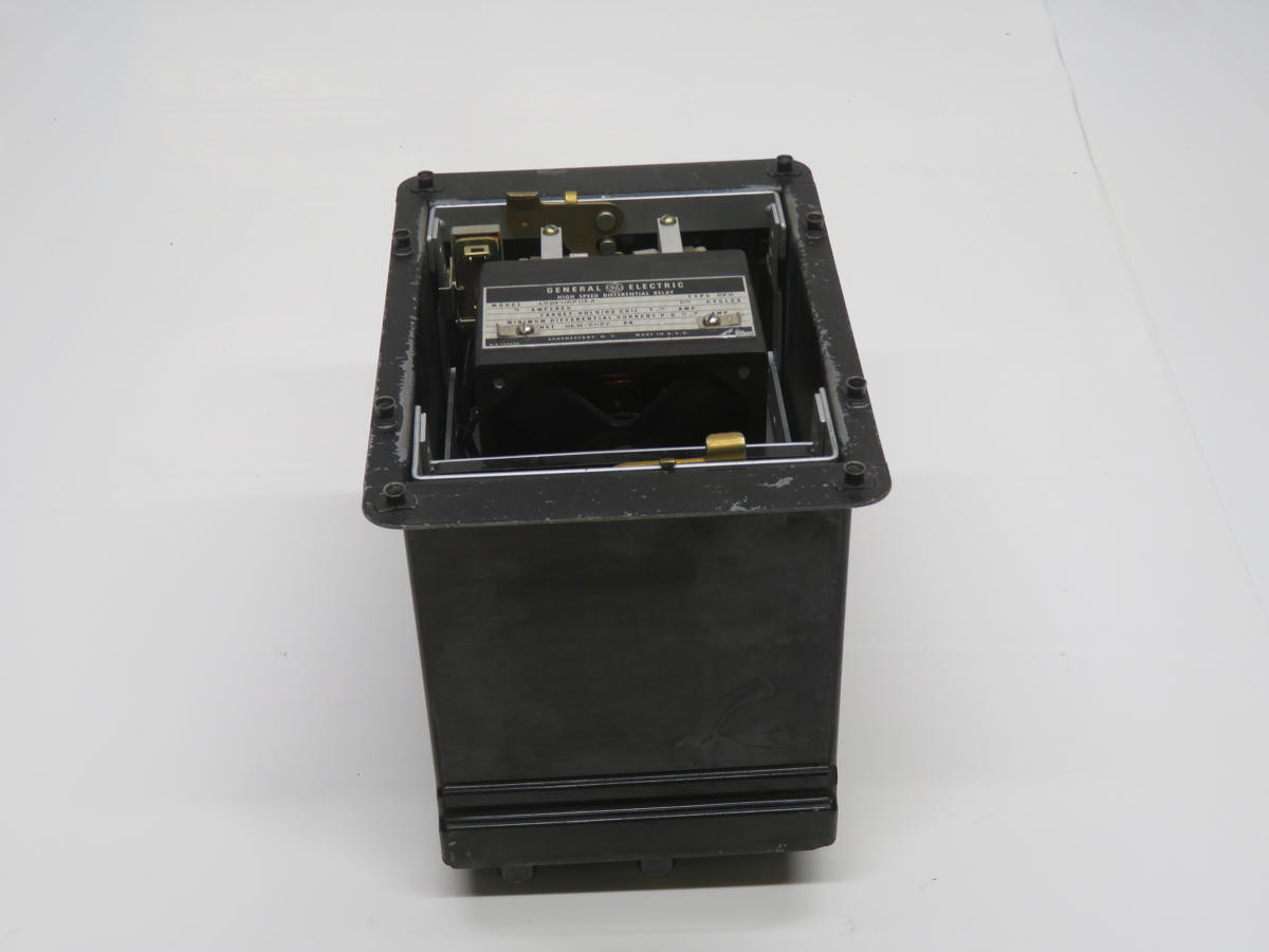 General Electric #12CFD22B1, High Speed Differential Relay - Image 2